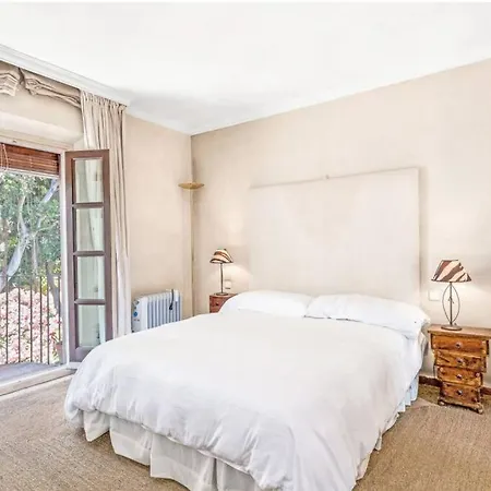 Charming Townhouse In The Heart Of The Golden Mile * מארבלה